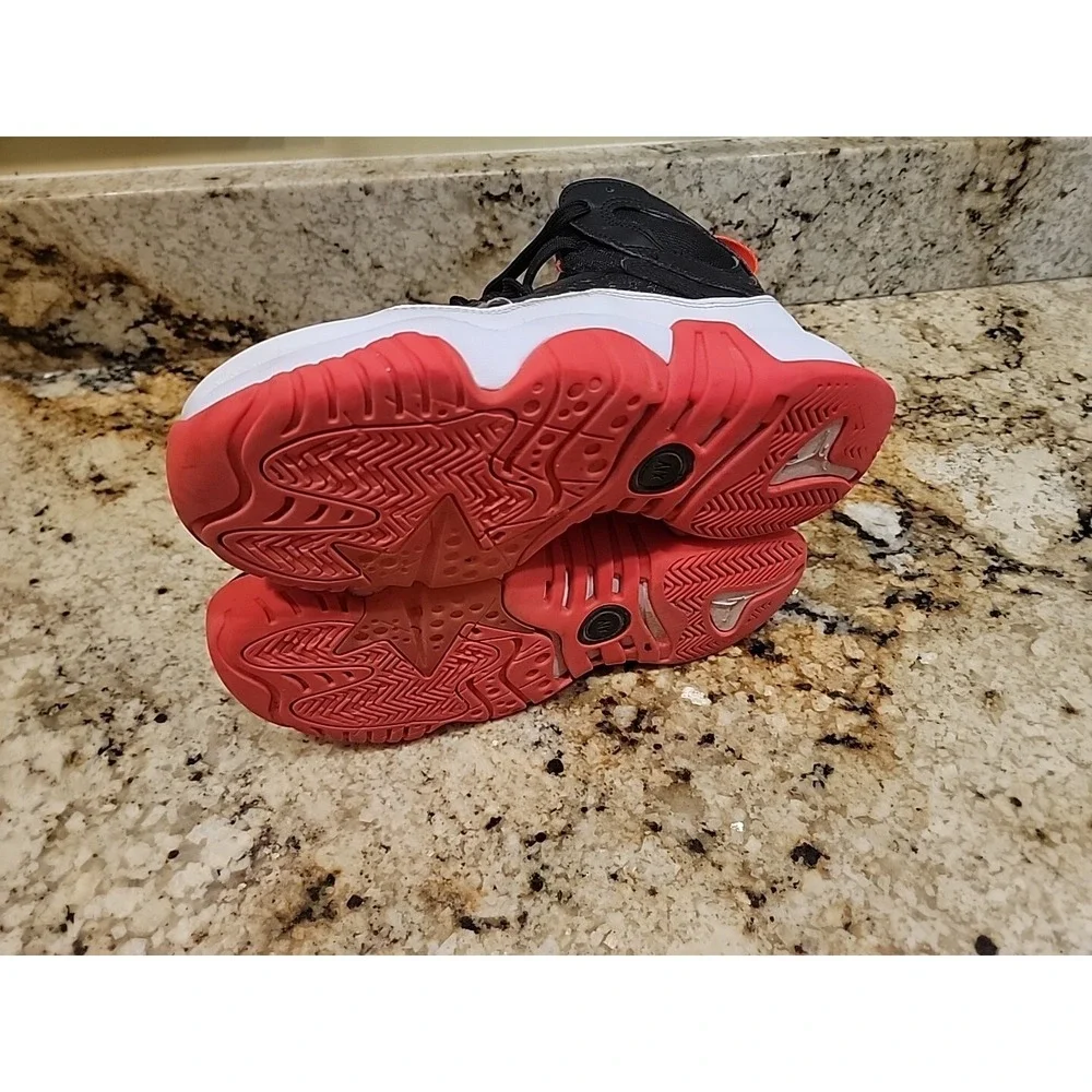 Nike boys air